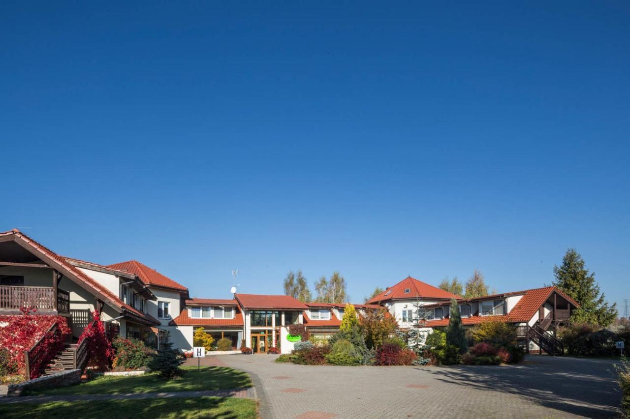 Noce I Dnie Hotel Postolowo Exterior photo